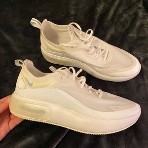 Nike Air Max Dia Women’s size 10
